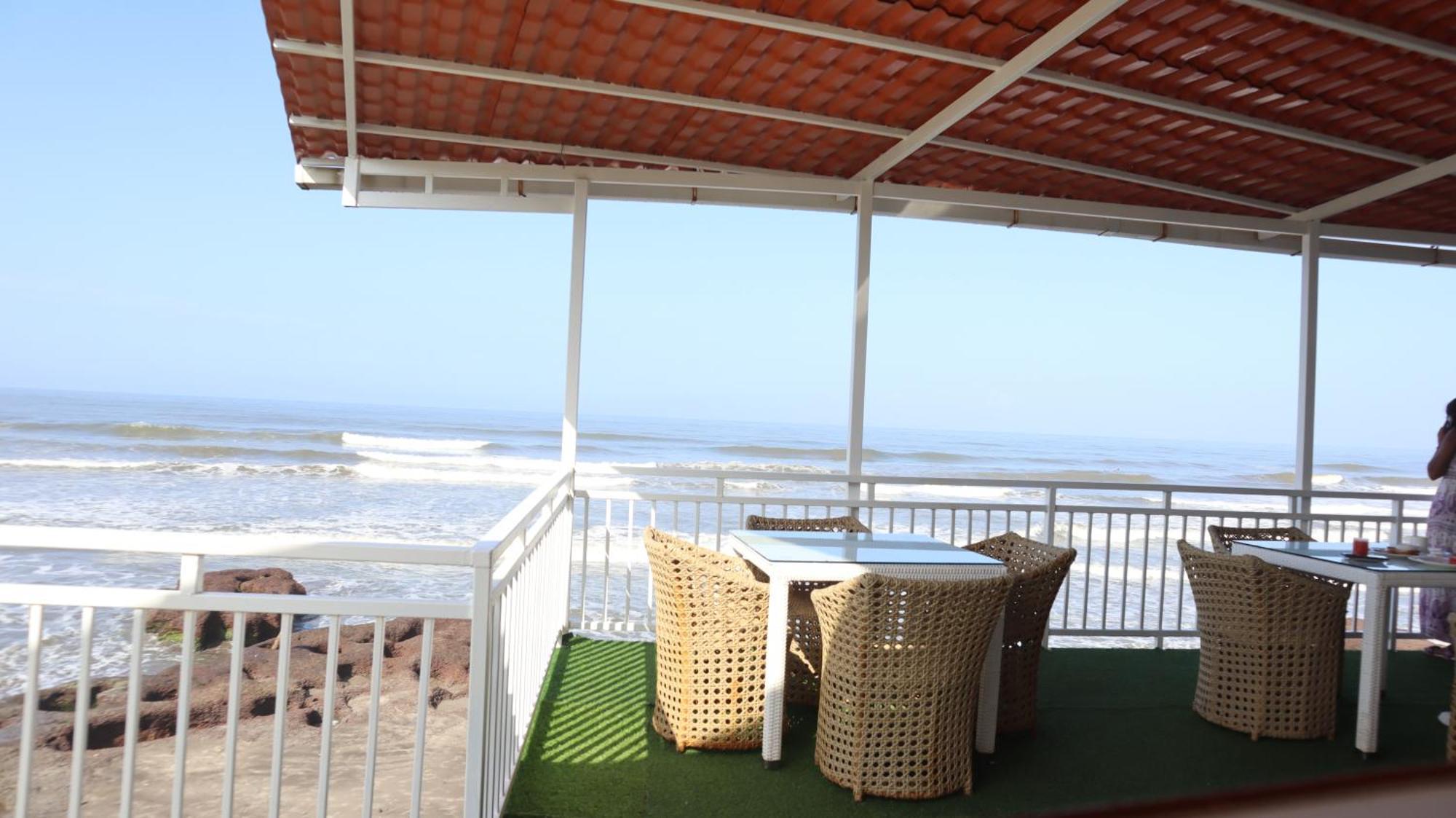 Maargit Beach Resort Mandrem Exterior foto